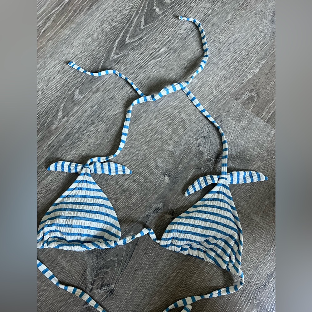 Stripped triangle shape bikini top